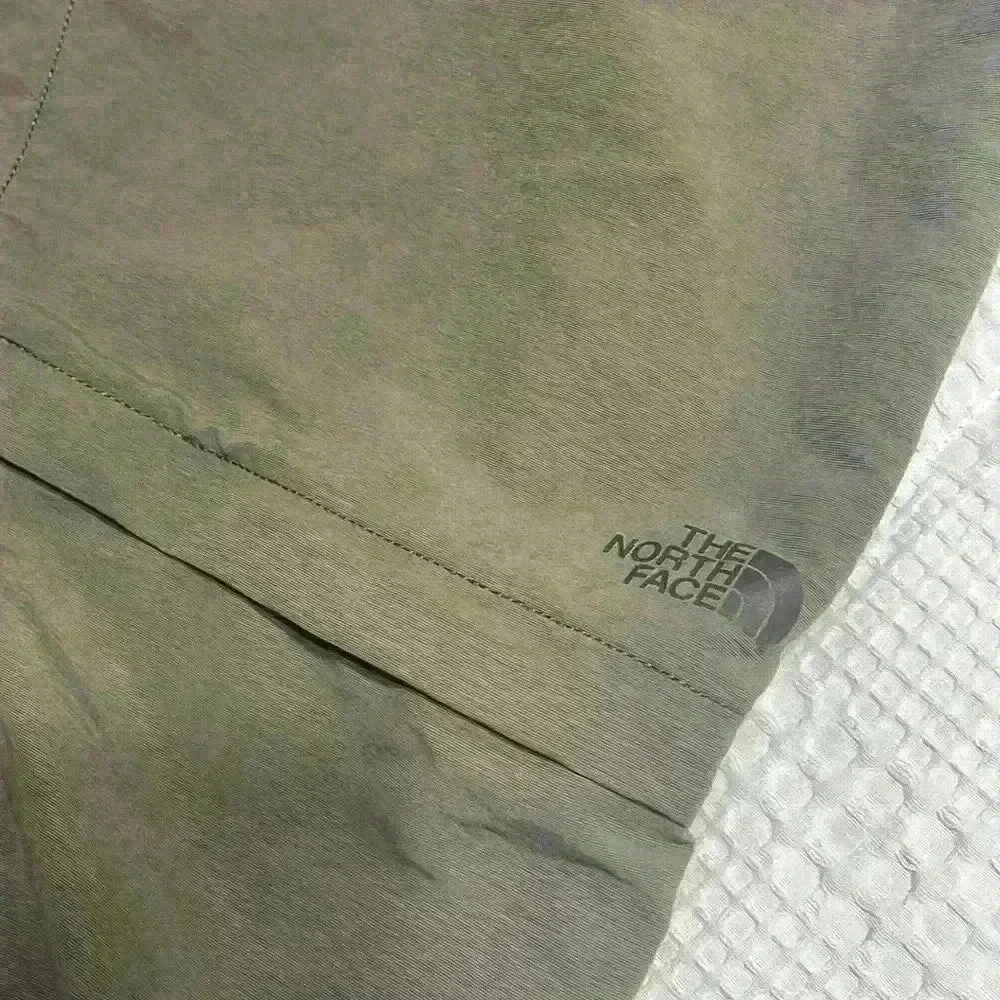 The North Face Men's Paramount Trail Convertible Pants size 40